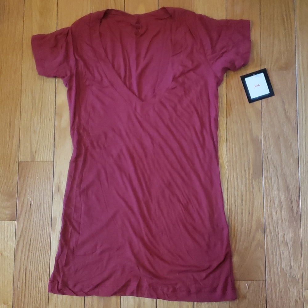 NWT LnA Deep V Tee